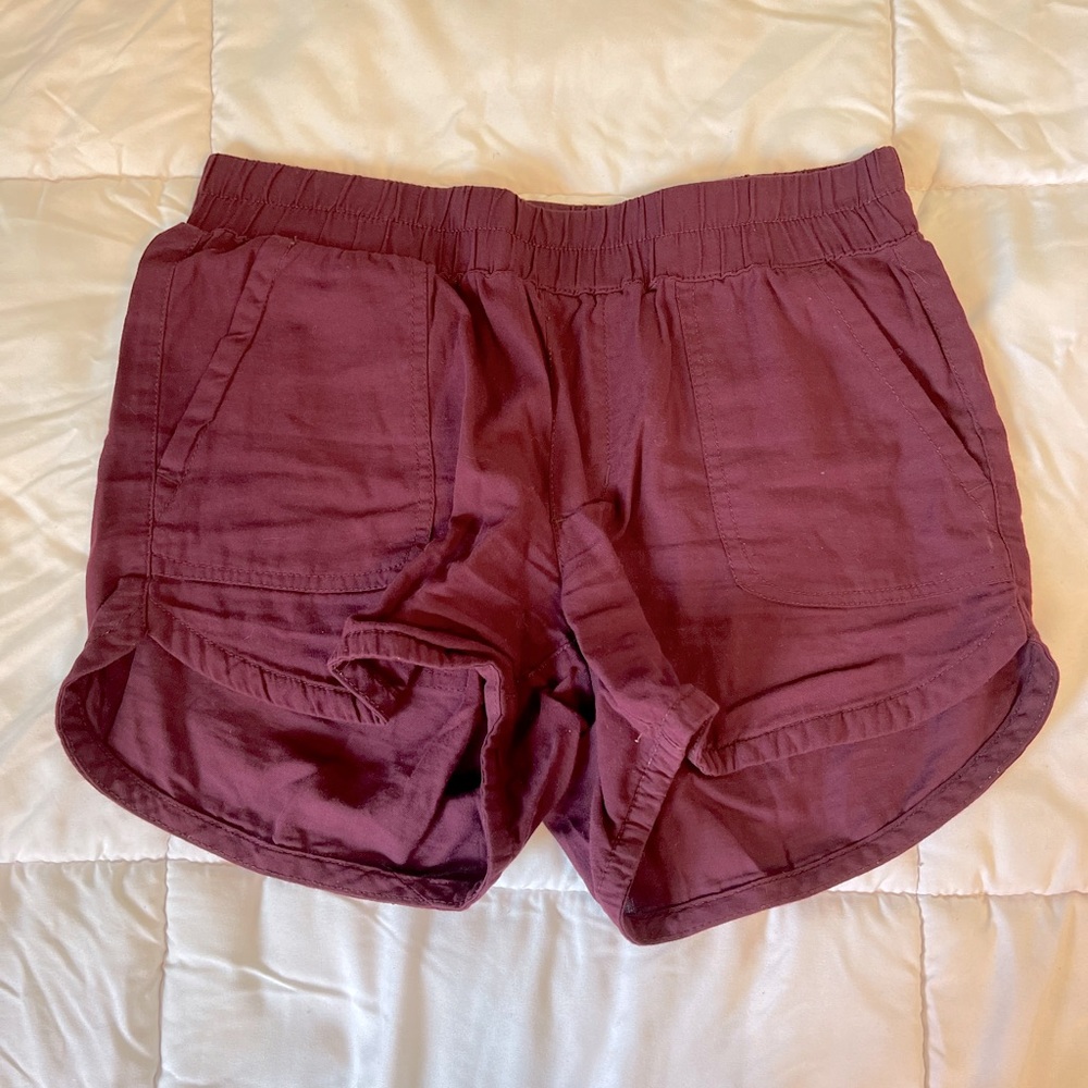 Maroon flowy shorts